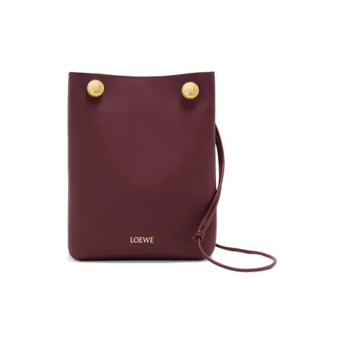 LOEWE Сумки через плечо Женские