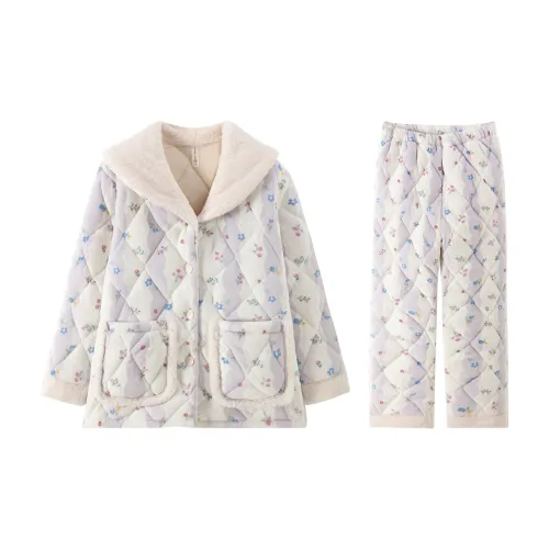 Qiao Ni Tong Пижамный комплект Женский Цвет на изображении