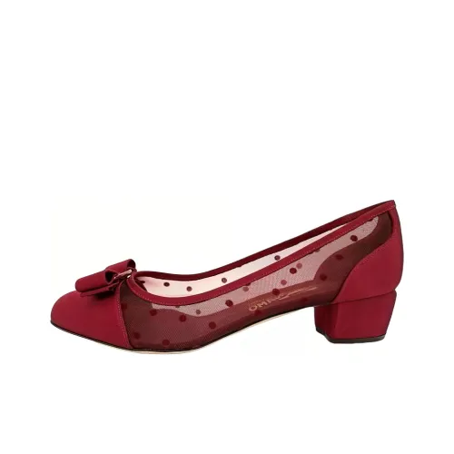 Ferragamo Высокие каблуки Красные Женские
