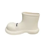 Бежевый