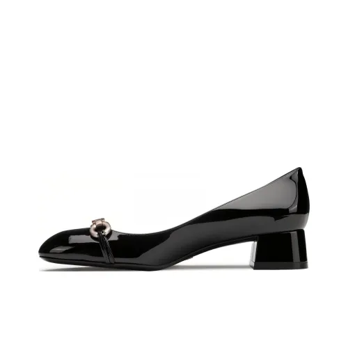 Stuart Weitzman Высокие каблуки Черные Женские