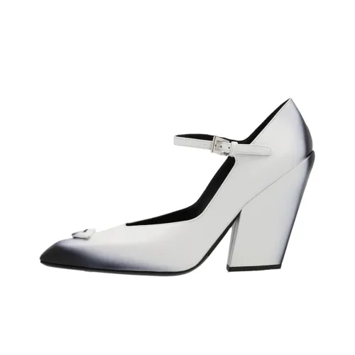PRADA Высокие каблуки Женские