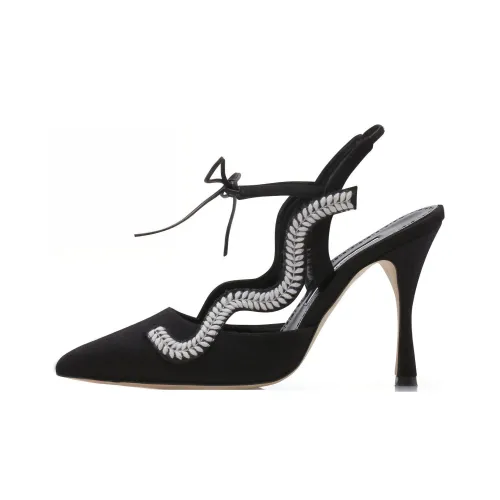MANOLO BLAHNIK Узкий каблук Высокие каблуки Женские Черный