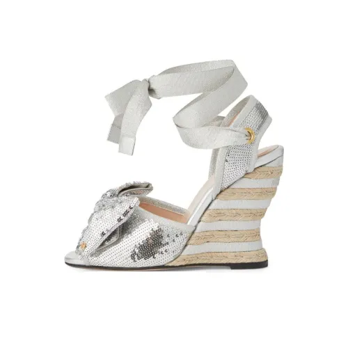 GUCCI Клин-каблук Высокие каблуки 9,4 см Женские Серебряные