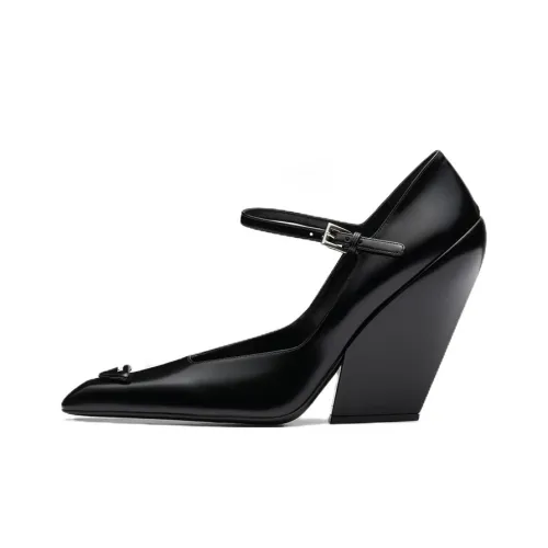PRADA Высокие каблуки Женские