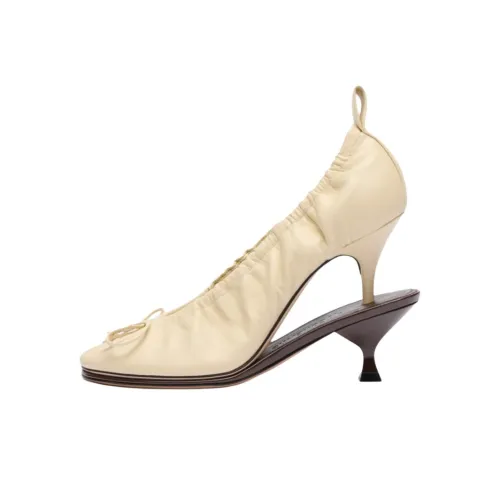 Jacquemus Высокие каблуки Женские