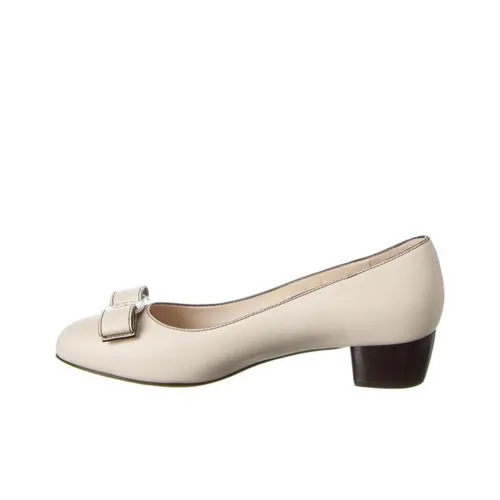 Ferragamo Высокие каблуки Женские