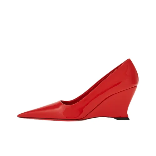 Ferragamo Высокие каблуки Красные Женские