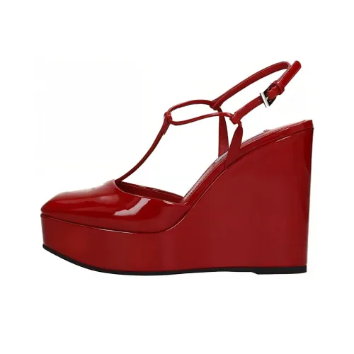 PRADA Высокие каблуки Женские