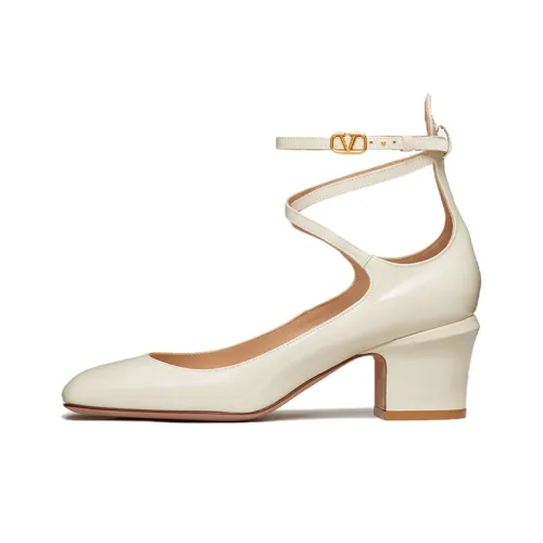 Valentino Коричневый Go Квадратный каблук Высокие каблуки 7 см Женские Слоновая кость