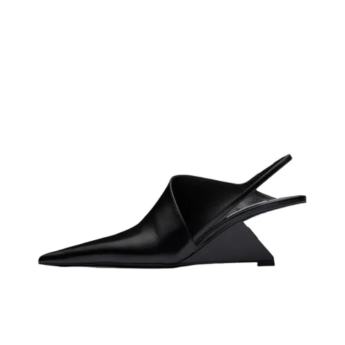 PRADA Нестандартный каблук Высокие каблуки Женские Черный