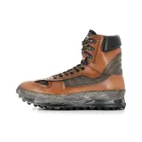 Коричневый