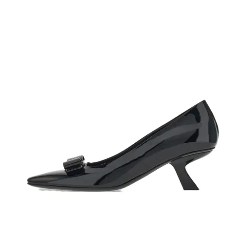Ferragamo Высокие каблуки Черные Женские