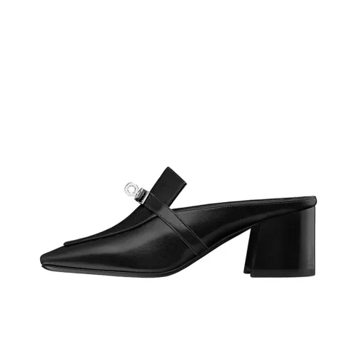 HERMES Высокие каблуки Женские