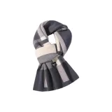 Элегантный серый