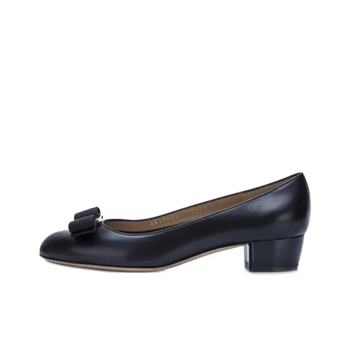 Ferragamo Vara Высокие каблуки Женские