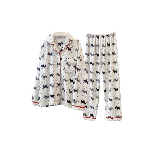 OEING Пижамный комплект женский цвет на изображении