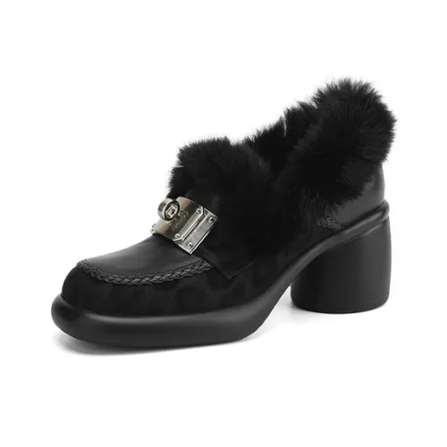 QUICHESHOES Высокие каблуки Женские