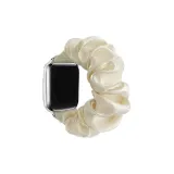 Яркий бежевый ремень