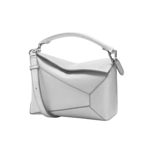 LOEWE Пазл Ламинированная овечья кожа Одно плечо Сумка Маленькая Женская Серебряный