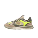 Светло-коричневый