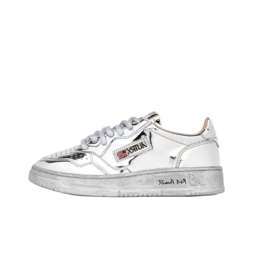 AUTRY BASKETS MEDALIST Низкие кроссовки для скейтбординга Женские Серебряные