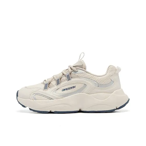 QIAODAN Амортизация Дышащий Легкий Низкий Топ Кроссовки с Толстой Подошвой Женские Бежевый Серебряный