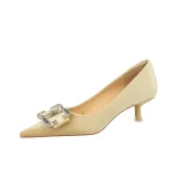 Абрикосовый