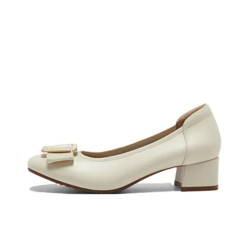 BATA Женские повседневные туфли Женские