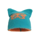 Бабочка озерно-голубого цвета