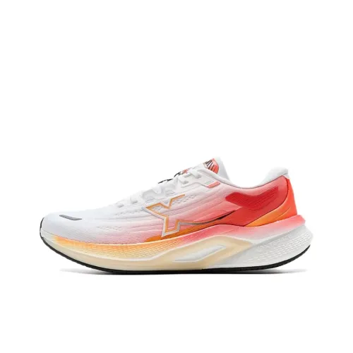 XTEP Slip-resistant Abrasion-resistant Rebound-resistant Low-top Casual Running Shoes Men's White Red Orange XTEP Противоскользящий Устойчивый к истиранию Устойчивый к отскоку Низкий топ Повседневные Беговые кроссовки Мужские Белый Красный Оранжевый