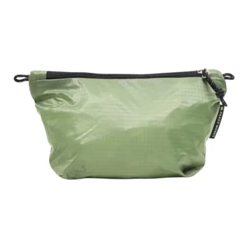 PAAGO WORKS Nylon Clutch Unisex Green PAAGO WORKS Нейлон Клатч Унисекс Зеленый
