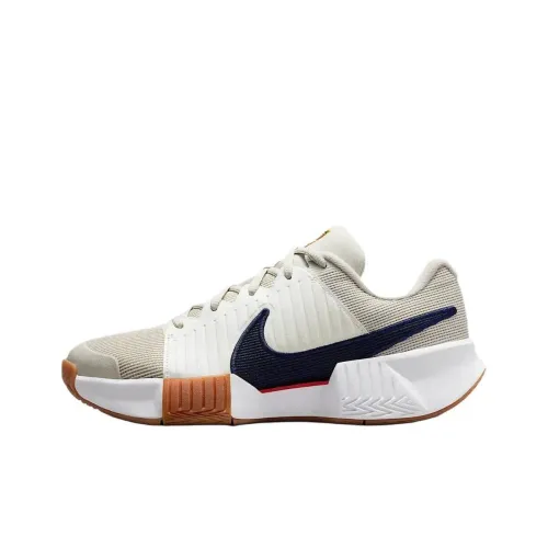 Nike GP Challenge Pro Устойчивые к истиранию Низкие Кроссовки для тенниса Женские Белые