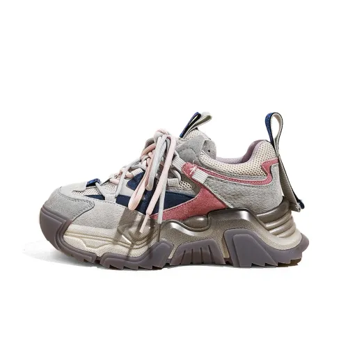 A Poinsettia Princess Женские массивные кроссовки