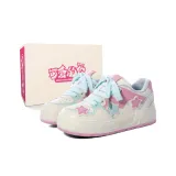 Бежевый, розовый, зелёный.