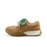 Коричневый