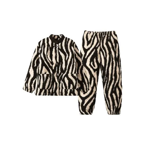 Fadaiqi Pajama Комплект Женский Цвет на изображении