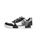 Чисто черный осенний