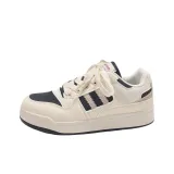 Белый темно-синий