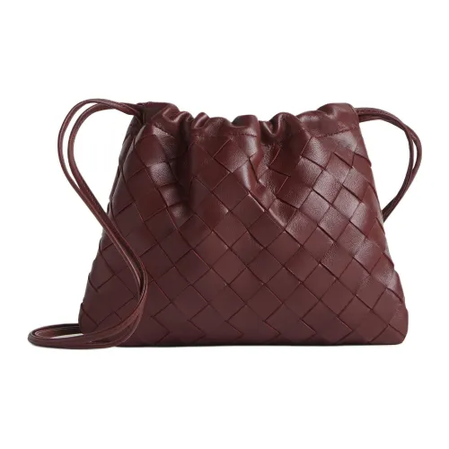 Bottega Veneta Сумка через плечо из коровьей кожи маленькая сумка на плечо женский цвет маддер коричневый красный