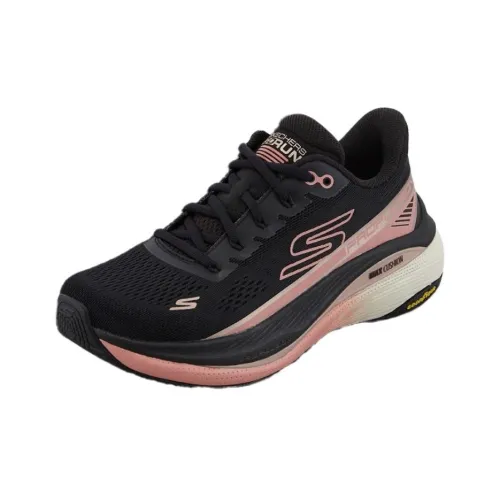 Skechers Max Cushioning Износостойкий и Легкий Низкий Топ Повседневные Беговые кроссовки Женские Черные