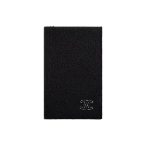 CHANEL Шарфы из шерсти для женщин