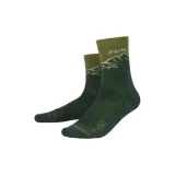 Оливковый зеленый