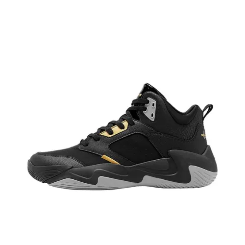 QIAODAN Нескользящая Подставка Низкая Подошва Баскетбольные Кроссовки Мужские Черное Золото