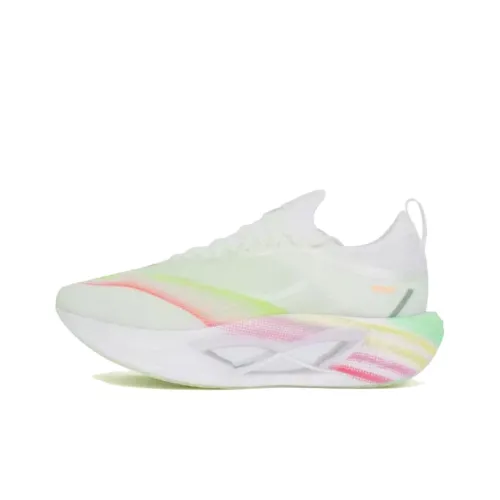 XTEP Colorful Clouds Slip-resistant Abrasion-resistant Low Top Casual Running Sneakers Women's White Green XTEP Colorful Clouds Противоскользящие Износостойкие Низкие Топ Повседневные Беговые Кроссовки Женские Белые Зеленые