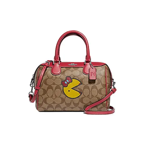 COACH Bennett Клатчи Женские