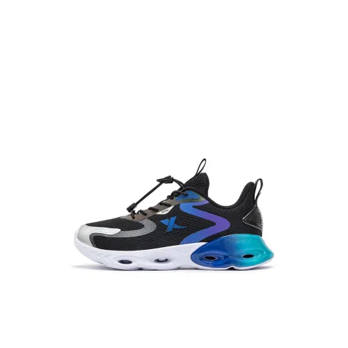 XTEP Shock Absorption Spinning 10,0 Детские беговые кроссовки Низкий топ Черный/Lyon Синий Kids