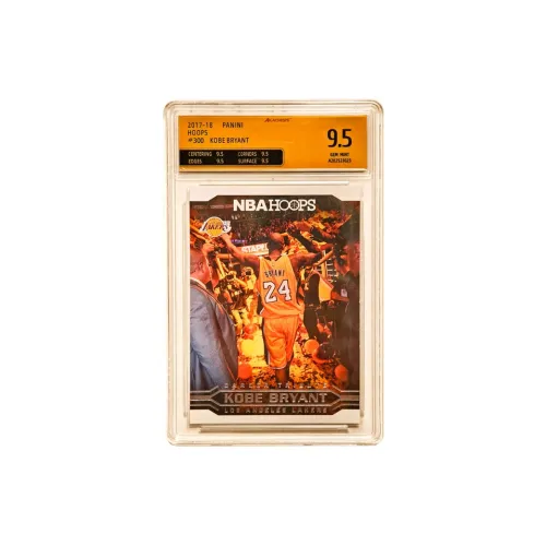 Панини 2017-18 Hoops Коби Брайант Коби Bryant Old BIG Черная мамба Retired Классический Выберите Изображение 9,5 Очков