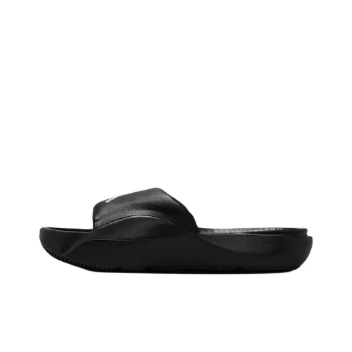 Джордан Franchise Детские уличные тапочки Low Top Черный/Белый Школьный возраст