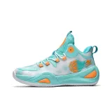 Лунно-белый